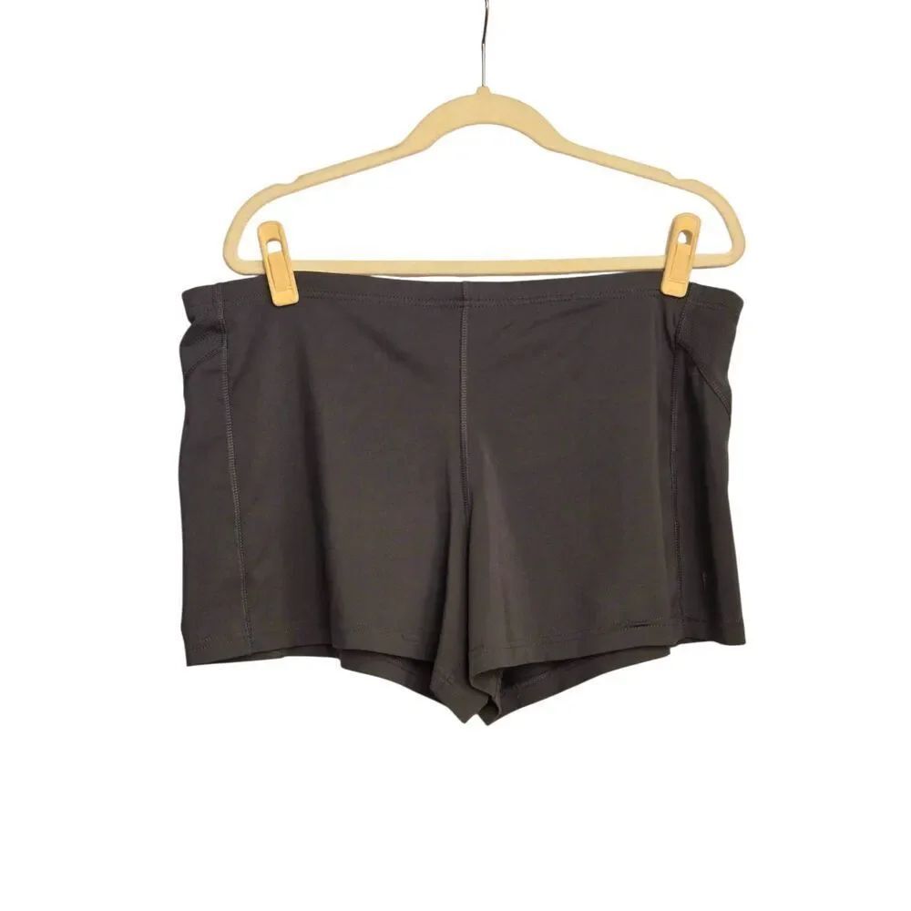 Danskin Now Women's Size L (12/14) Dark Grey Shorts
